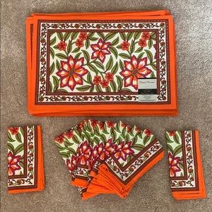 NEW Printed Placemats (14) & Matching Napkins (16)